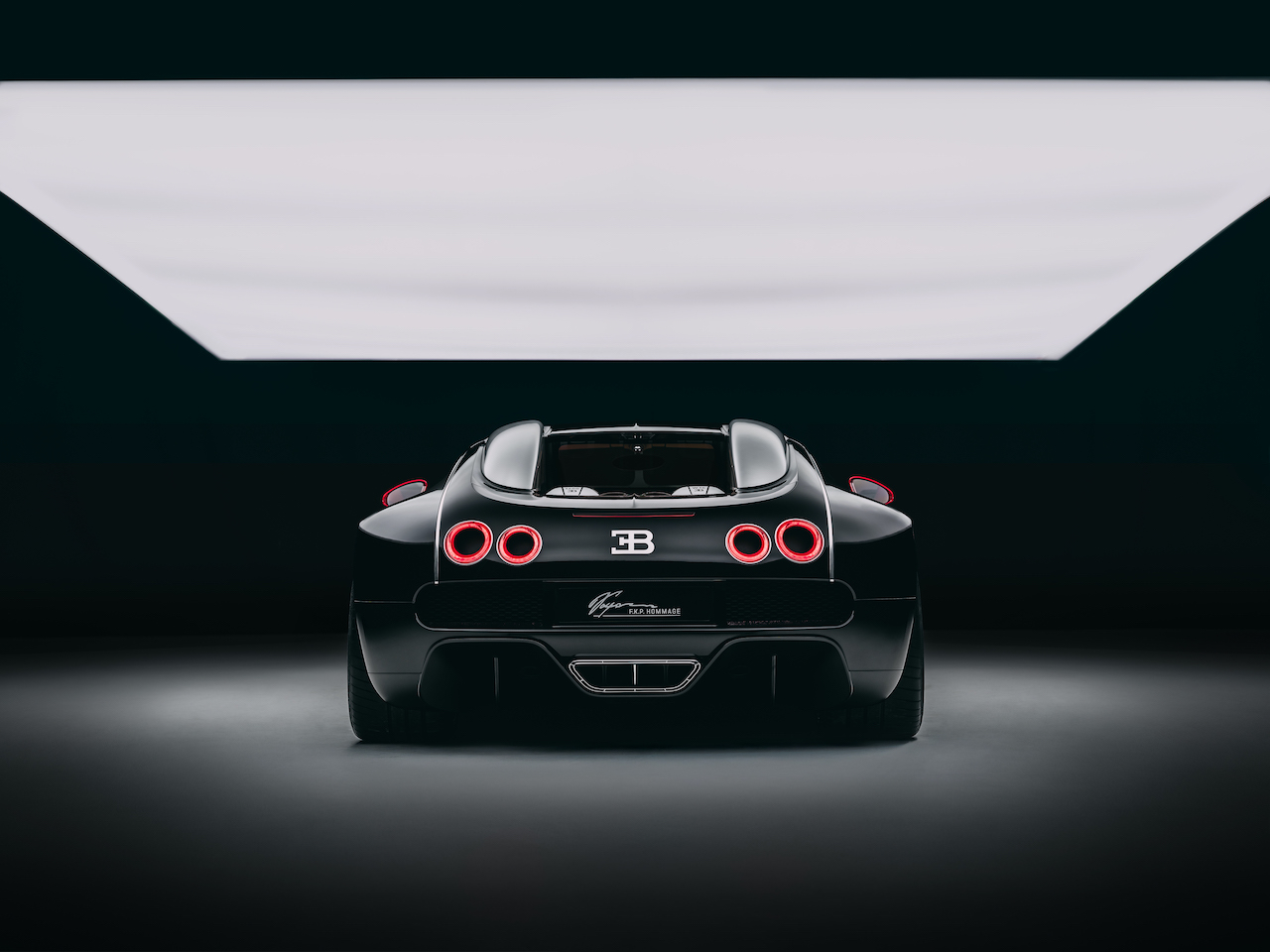 04-bugatti-the-wheels-solitaire-hommage